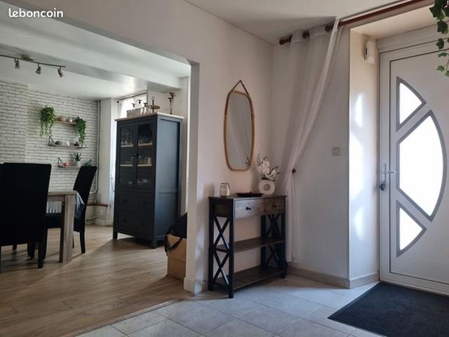 Maison 6 pièces 196 m²