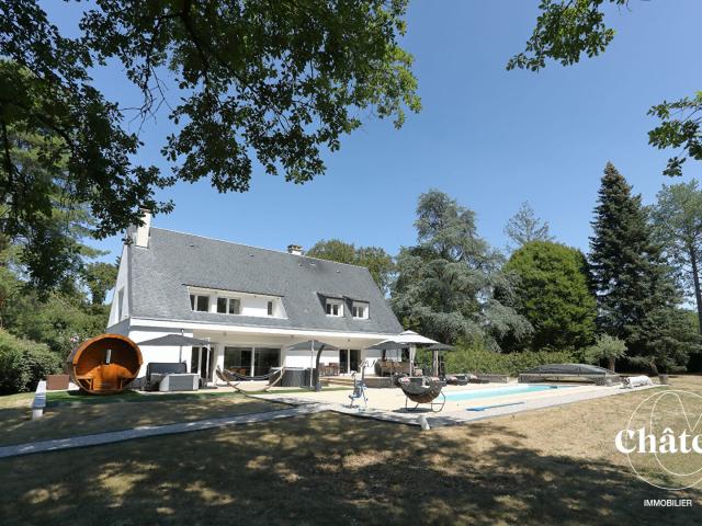 Maison 6 pièces 197 m²