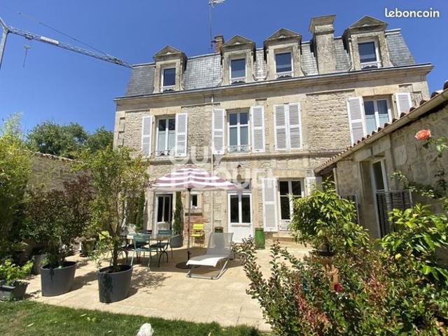 Maison 6 pièces 197 m²