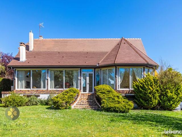 Maison 6 pièces 197 m²