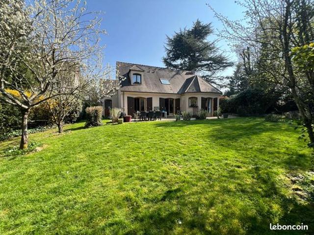 Maison 6 pièces 197 m²