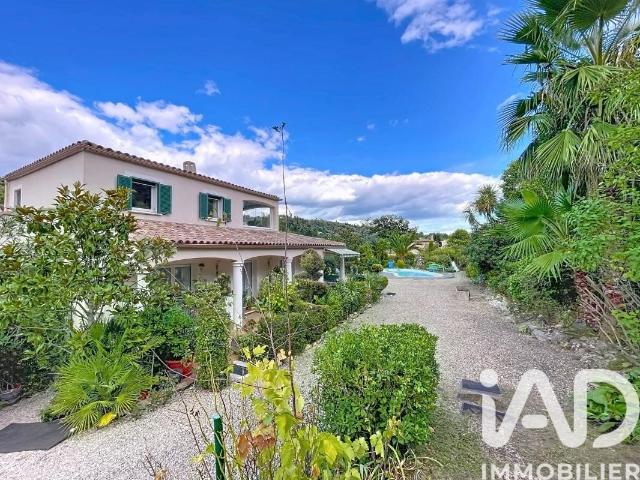 Maison 6 pièces 197 m²