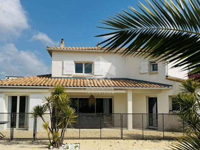 Maison 6 pièces 197 m²