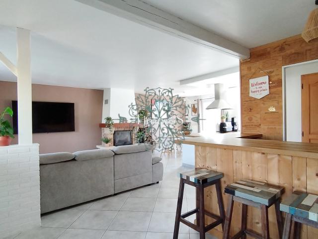 Maison 6 pièces 197 m²