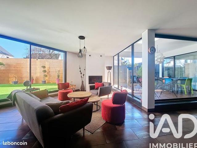 Maison 6 pièces 197 m²