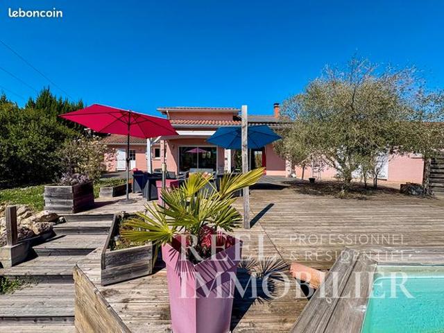 Maison 6 pièces 197 m²