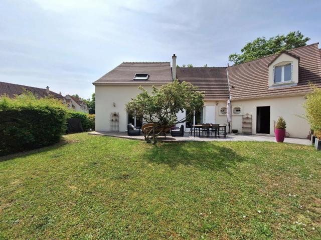 Maison 6 pièces 197 m²