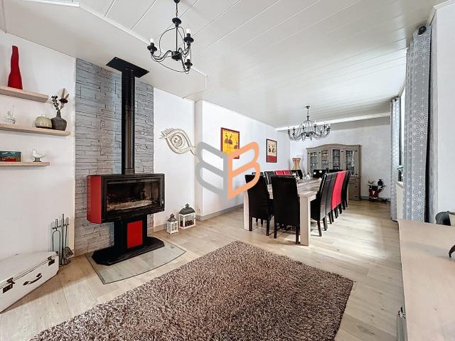 Maison 6 pièces 197 m²