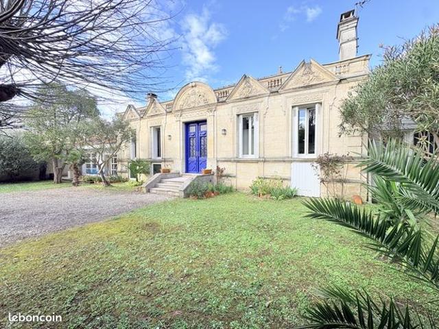 Maison 6 pièces 197 m²