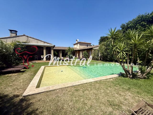 Maison 6 pièces 213 m²