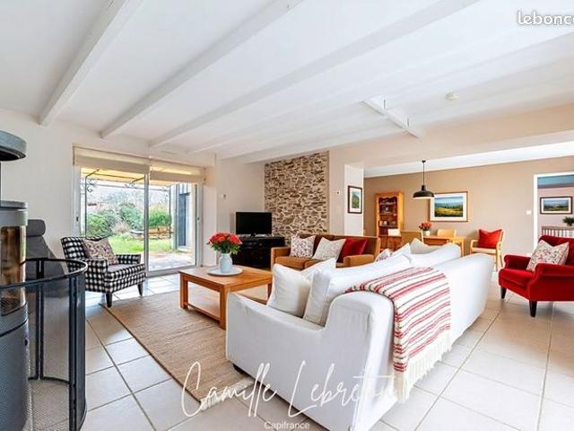 Maison 6 pièces 198 m²