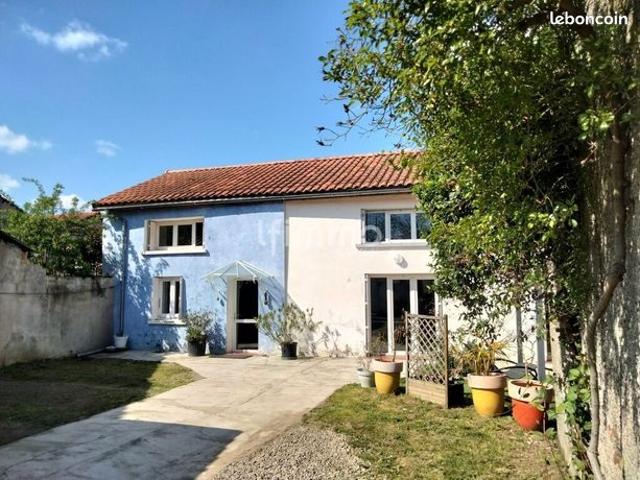 Maison 6 pièces 198 m²