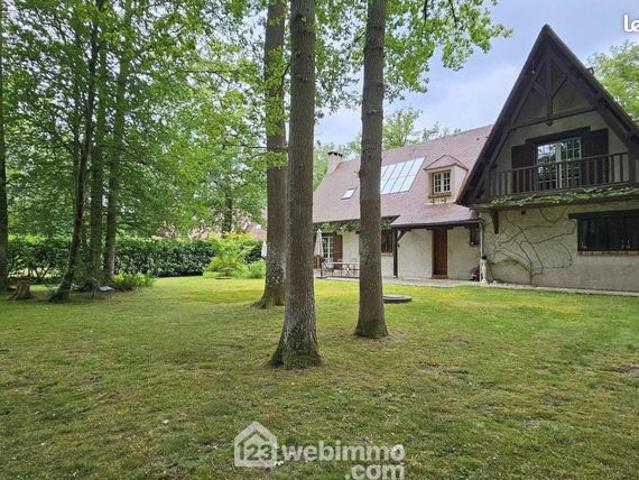 Maison 6 pièces 198 m²