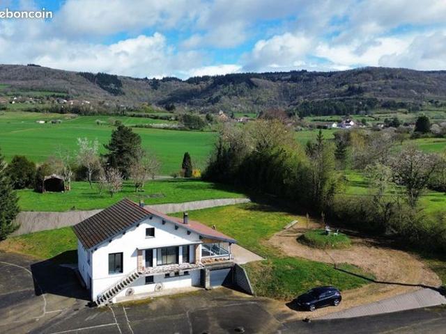 Maison 6 pièces 198 m²