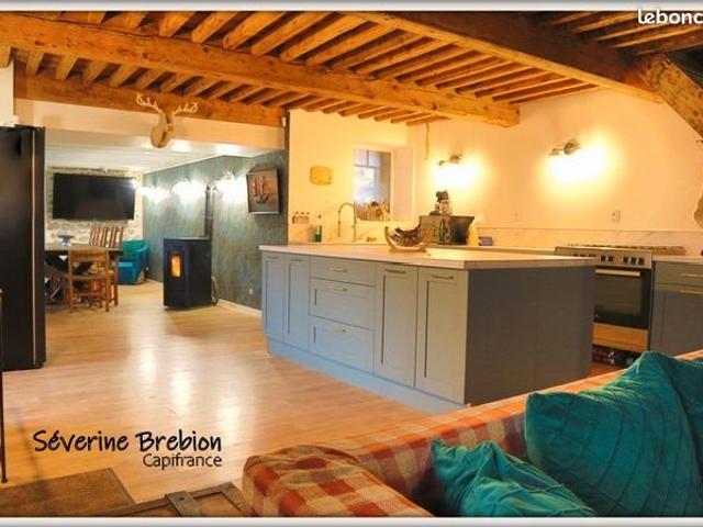 Maison 6 pièces 198 m²