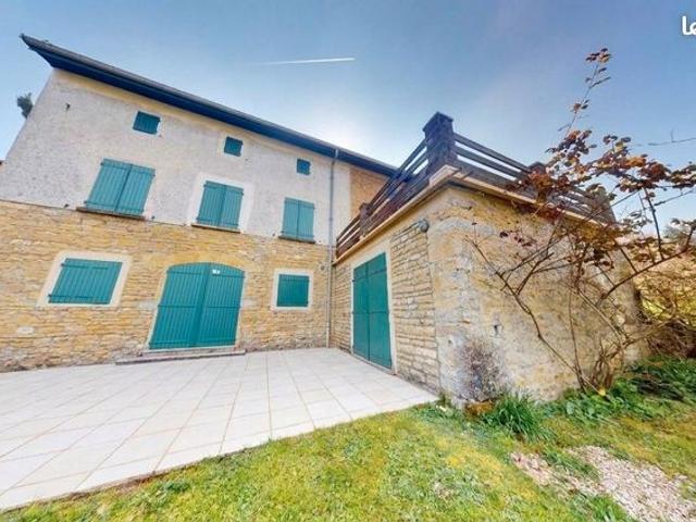 Maison 6 pièces 198 m²