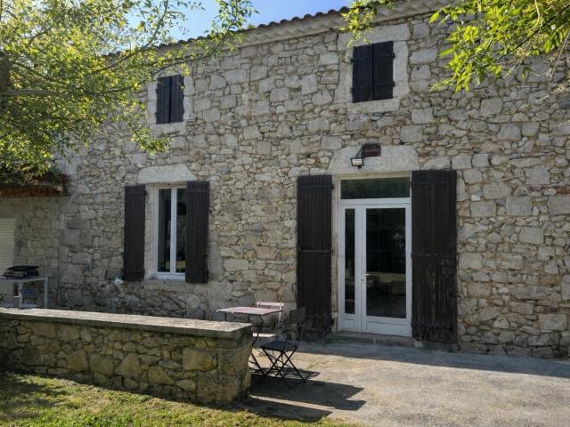 Maison 6 pièces 198 m²