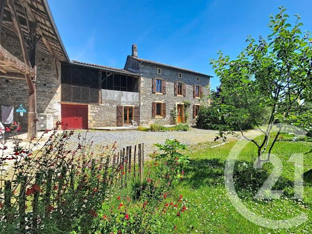 Maison 6 pièces 198 m²