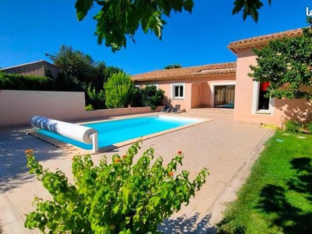 Maison 6 pièces 198 m²