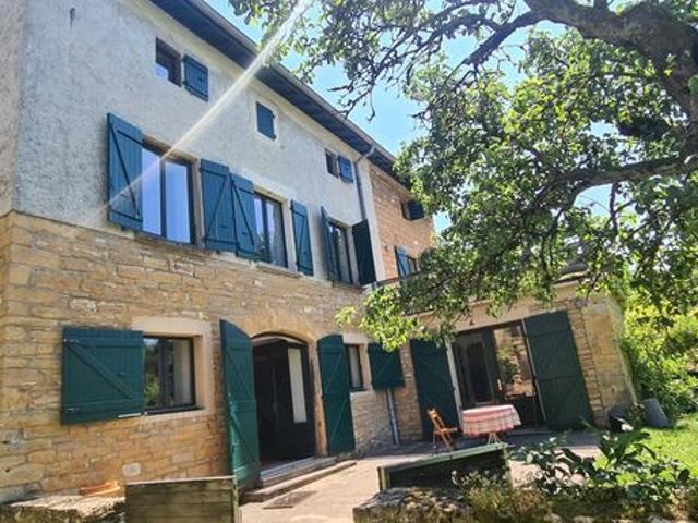 Maison 6 pièces 198 m²