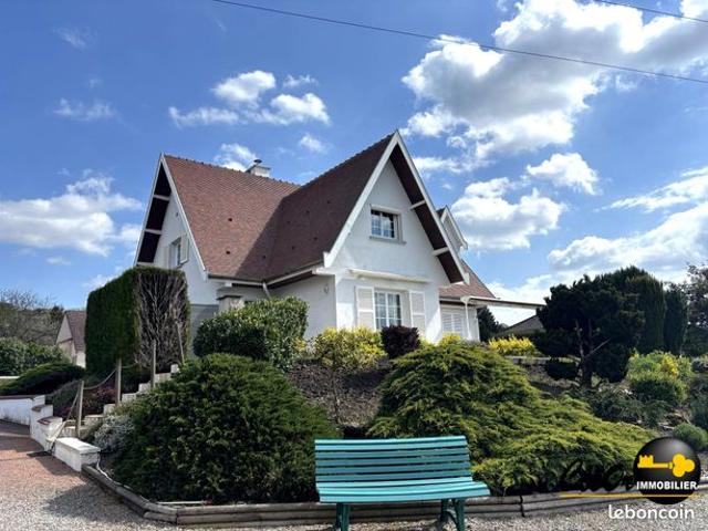 Maison 6 pièces 198 m²