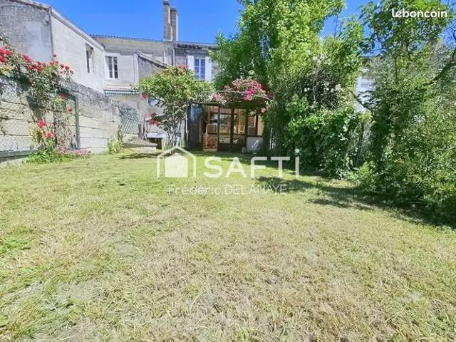 Maison 6 pièces 198 m²