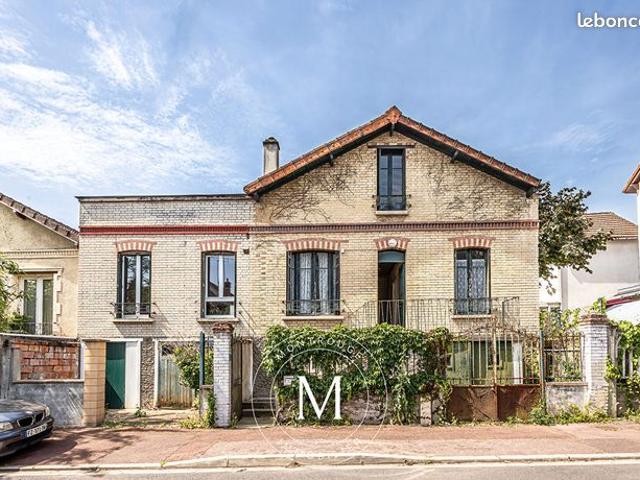 Maison 6 pièces 198 m²