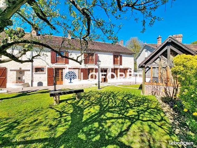 Maison 6 pièces 198 m²