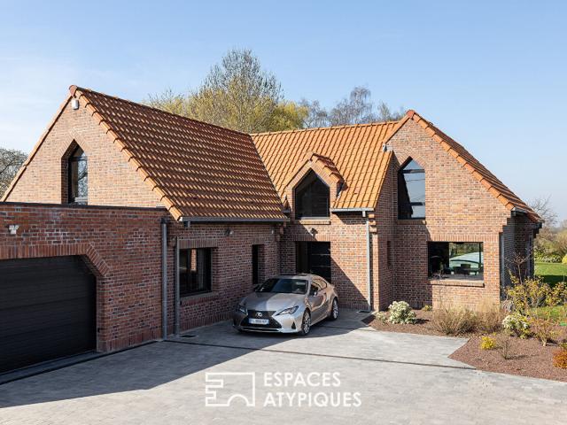 Maison 6 pièces 198 m²