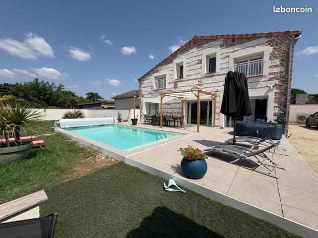 Maison 6 pièces 198 m²