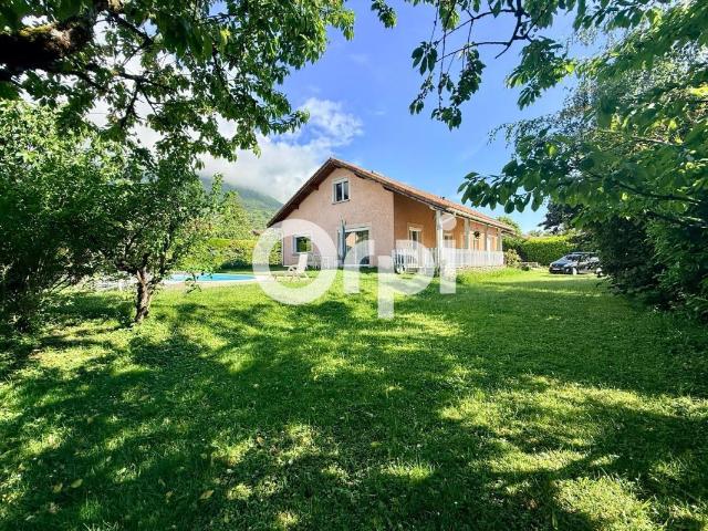 Maison 6 pièces 199 m²