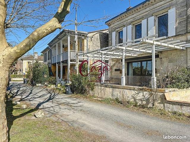Maison 6 pièces 199 m²