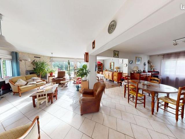 Maison 6 pièces 199 m²