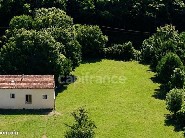 Maison 6 pièces 202 m²