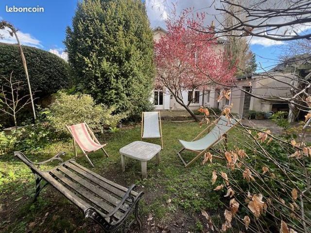 Maison 6 pièces 199 m²