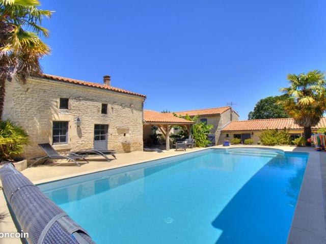 Maison 6 pièces 199 m²