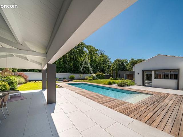 Maison 6 pièces 190 m²