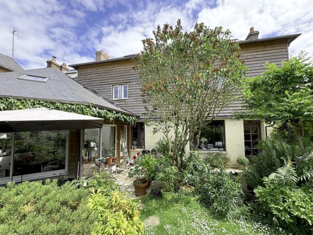Maison 6 pièces 190 m²