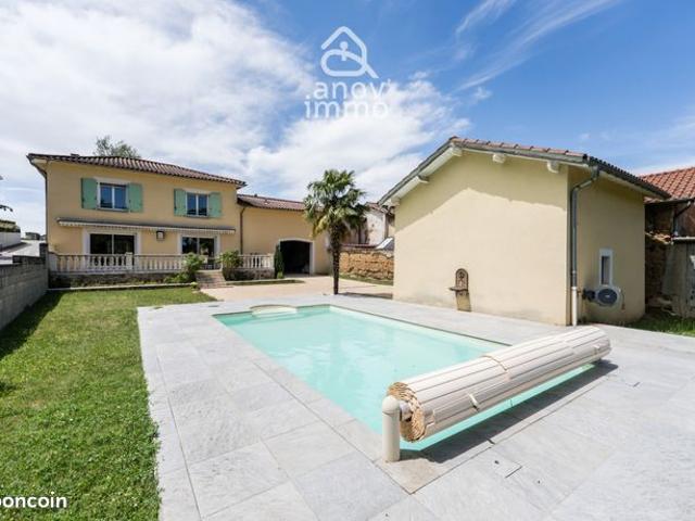 Maison 6 pièces 190 m²