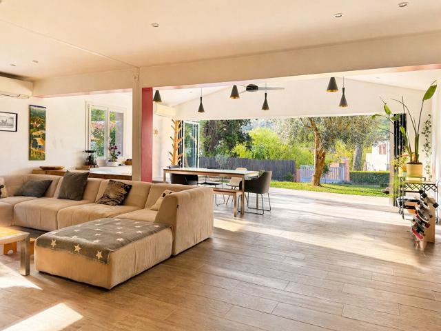 Maison 6 pièces 190 m²