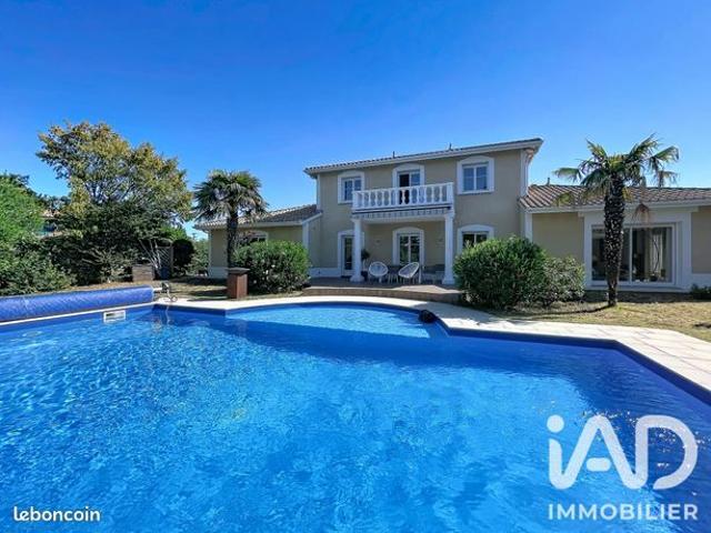 Maison 6 pièces 190 m²