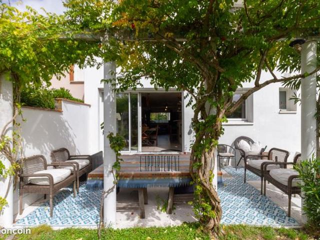 Maison 6 pièces 190 m²