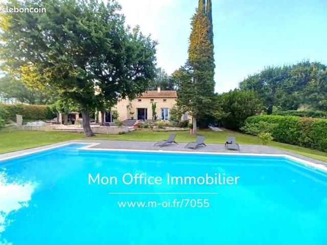 Maison 6 pièces 190 m²