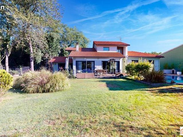 Maison 6 pièces 190 m²