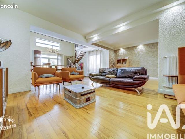 Maison familiale 6 pièces 190 m²