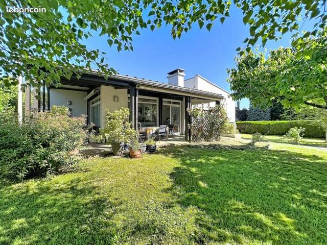 Maison 6 pièces 190 m²