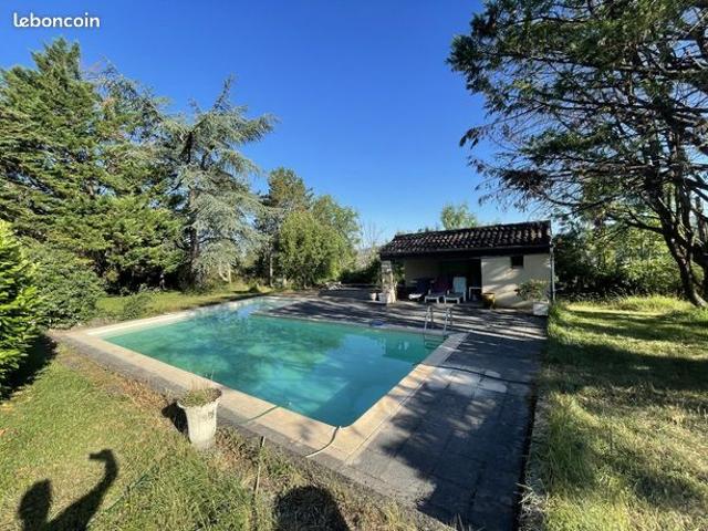 Maison 6 pièces 190 m²