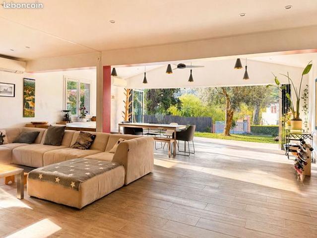 Maison 6 pièces 190 m²