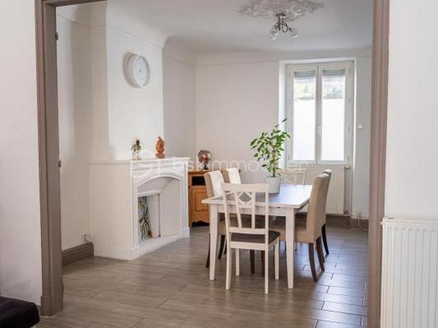 Maison 6 pièces 190 m²