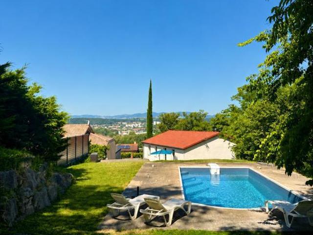 Maison 6 pièces 190 m²
